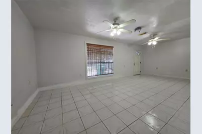 9621 Sweetwater Lane, Houston, TX 77037 - Photo 8