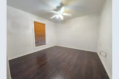 9621 Sweetwater Lane, Houston, TX 77037 - Photo 12
