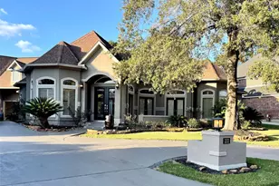 211 Wedgewood Dr, Montgomery, TX 77356 - Photo 1