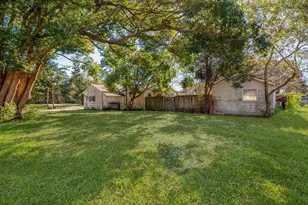 2320 Westward Ave, La Marque, TX 77568 - Photo 10