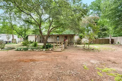 402 Baltzell Drive, Pinehurst, TX 77362 - Photo 2