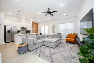 7008 Emma Lou St, Houston, TX 77088 - Photo 6