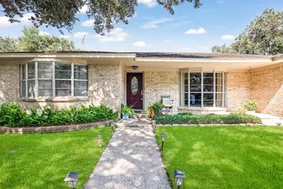 2202 Eaves Drive, Baytown, TX 77520 - Photo 2