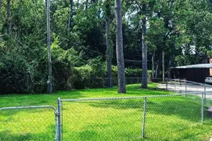 3700 Pine Manor Ln, Dickinson, TX 77539 - Photo 8