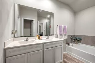 2290 Strong Horse Dr, Conroe, TX 77301 - Photo 16
