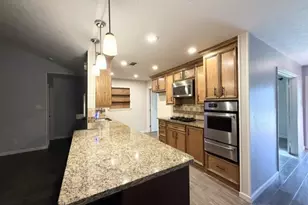 5111 Regal Pine Way, Friendswood, TX 77546 - Photo 4