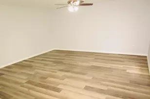 1109 North Ave N, Freeport, TX 77541 - Photo 6