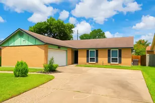 9735 Stonemont Rd, La Porte, TX 77571 - Photo 1