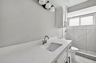 2335 Canyon Meadows Dr, Missouri City, TX 77489 - Photo 34