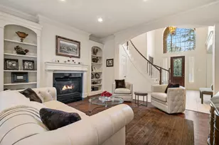 2 Lenox Hill Dr, The Woodlands, TX 77382 - Photo 12