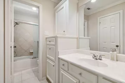 2 Lenox Hill Drive, The Woodlands, TX 77382 - Photo 42