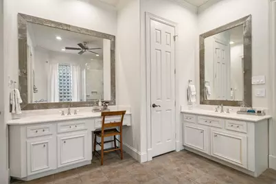 2 Lenox Hill Drive, The Woodlands, TX 77382 - Photo 28