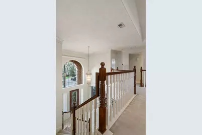 2 Lenox Hill Drive, The Woodlands, TX 77382 - Photo 36