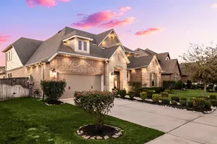 2011 Big Crk Wy, Missouri City, TX 77459 - Photo 2