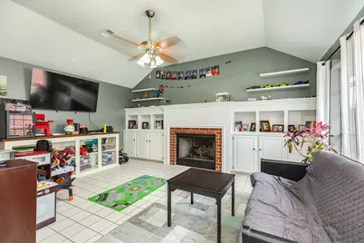 914 Oleander Street, Lake Jackson, TX 77566 - Photo 18