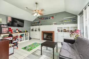 914 Oleander St, Lake Jackson, TX 77566 - Photo 18