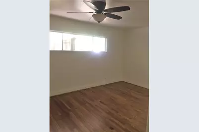 8719 Manhattan Drive, Houston, TX 77096 - Photo 10