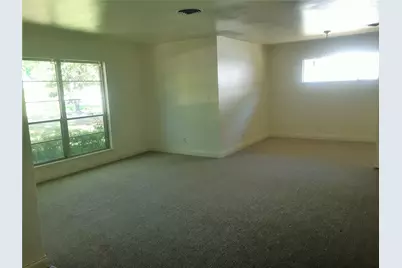 8719 Manhattan Drive, Houston, TX 77096 - Photo 4