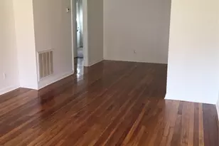 8719 Manhattan Dr, Houston, TX 77096 - Photo 6