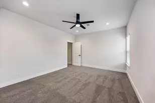 13163 Perennial Spgs Dr, Houston, TX 77048 - Photo 8