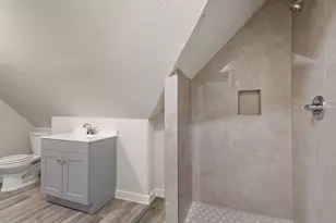 10106 Burman St, Houston, TX 77029 - Photo 14