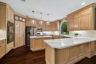 5610 Orchard Valley Court, Kingwood, TX 77345 - Photo 8