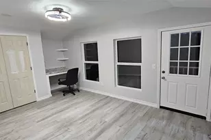 2634 Tidewater Dr, Houston, TX 77045 - Photo 8