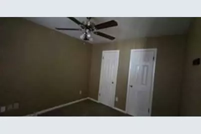 2207 Saint James Court, Missouri City, TX 77459 - Photo 18