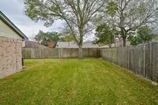 14107 Mary Sue Ct, Sugar Land, TX 77498 - Photo 30