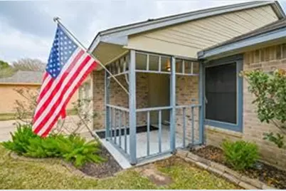 14107 Mary Sue Court, Sugar Land, TX 77498 - Photo 2