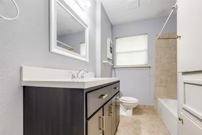 5822 Black Gum Drive, Houston, TX 77092 - Photo 18