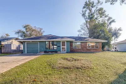 5822 Black Gum Drive, Houston, TX 77092 - Photo 1