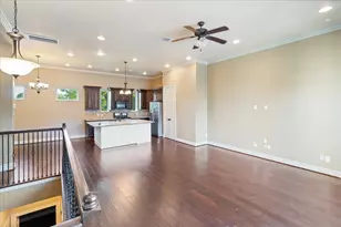 1518 Amundsen St, Houston, TX 77009 - Photo 8