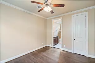 1518 Amundsen St, Houston, TX 77009 - Photo 40