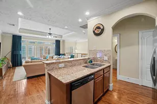 1331 Studer St, Houston, TX 77007 - Photo 8