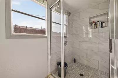10935 Timberoak Drive, Houston, TX 77043 - Photo 14