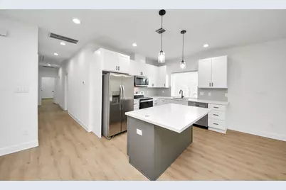 8324 Corinth Street, Houston, TX 77051 - Photo 6