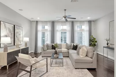 351 W 26th Street, Houston, TX 77008 - Photo 2
