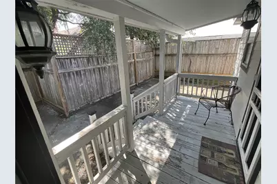 905 Post Office Street, Galveston, TX 77550 - Photo 10