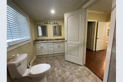 905 Post Office Street, Galveston, TX 77550 - Photo 6