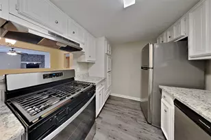 3114 River Valley Dr, Houston, TX 77339 - Photo 4