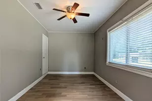 2535 Edgewood St, Liberty, TX 77575 - Photo 12