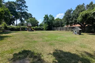 2535 Edgewood St, Liberty, TX 77575 - Photo 16