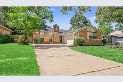 2714 Longleaf Pines Drive, Houston, TX 77339 - Photo 2