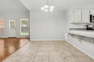 2714 Longleaf Pines Dr, Houston, TX 77339 - Photo 8