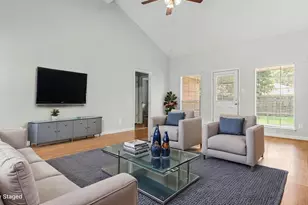 2714 Longleaf Pines Dr, Houston, TX 77339 - Photo 4