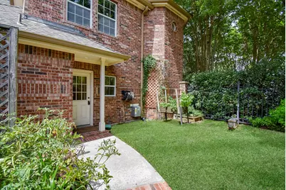 3003 Bernadette Lane, Houston, TX 77043 - Photo 46
