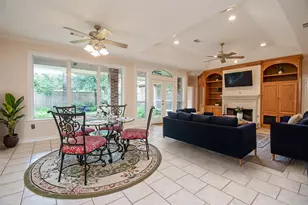 3003 Bernadette Ln, Houston, TX 77043 - Photo 26