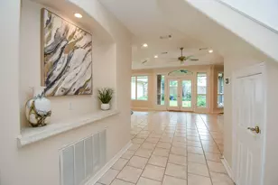 3003 Bernadette Ln, Houston, TX 77043 - Photo 8