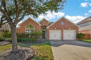13612 Evening Wind Dr, Pearland, TX 77584 - Photo 1